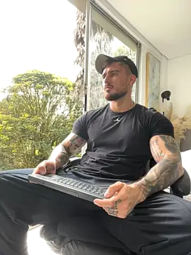 DimitriSullivan  online show from 12-22-25, 07:47