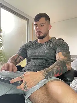 DimitriSullivan  online show from 02-04-26, 01:06