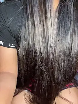 Velyn 18 online show from 03-05-26, 02:08