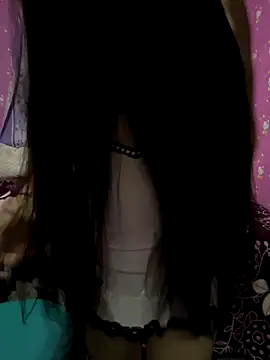 Velyn 18 online show from 12-18-25, 03:27