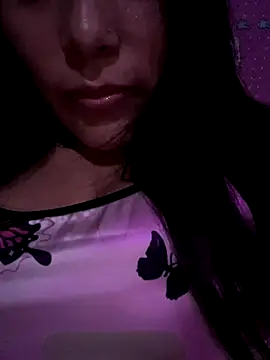 Velyn 18 online show from 11-19-25, 05:18