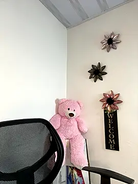 Lady Rey online show from 10-29-25, 02:10