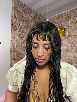 Lady Rey online show from 05-05-26, 01:19