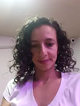 Snapshot of AriannaRussell_ chatting on 06-27-26, 01:17 AriannaRussell online show from 06-27-26, 01:17