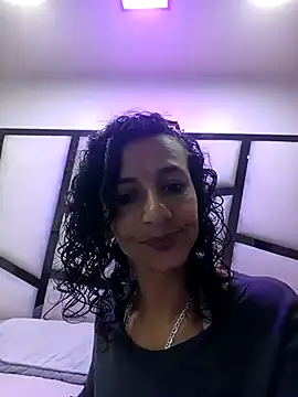 Snapshot of AriannaRussell_ chatting on 05-03-26, 01:15 AriannaRussell online show from 05-03-26, 01:15