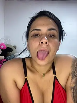 Leyna Kenet online show from 12-11-24, 04:39
