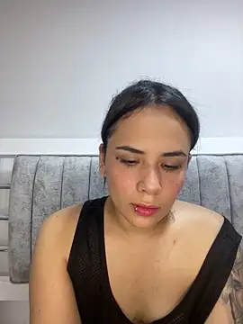 Leyna Kenet online show from 01-21-25, 12:25