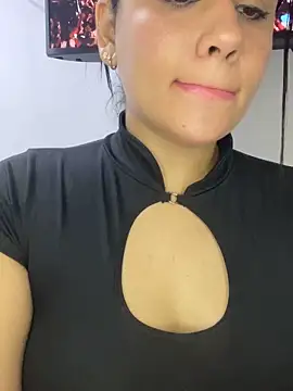 Leyna Kenet online show from 03-07-26, 09:53