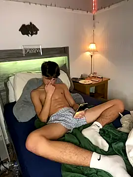 Snapshot of Linc0ln_dykes chatting on 12-08-24, 04:44 Linc0ln dykes online show from 12-08-24, 04:44