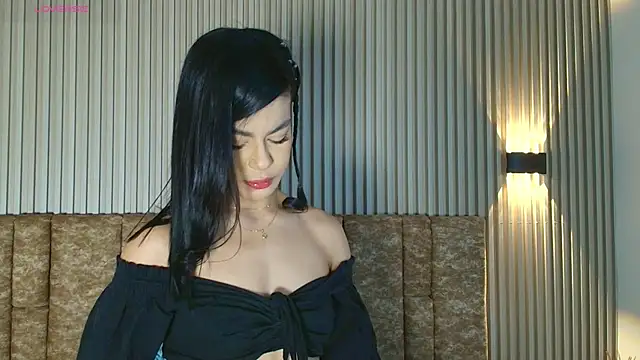 tiffany johnson11 online show from 10-01-25, 07:18