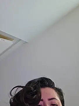 NeredaXxx online show from 05-18-26, 12:11
