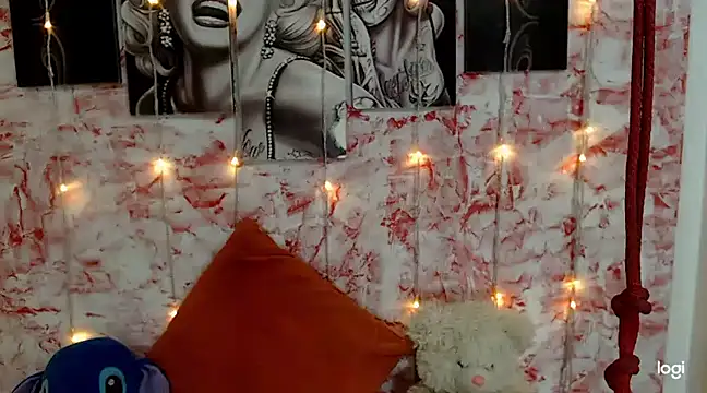 Snapshot of anthiamelisa chatting on 03-22-25, 03:41 anthiamelisa online show from 03-22-25, 03:41