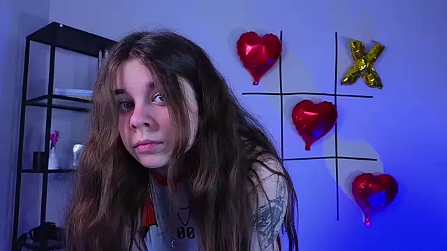 Miss Spider online show from 02-18-25, 06:15