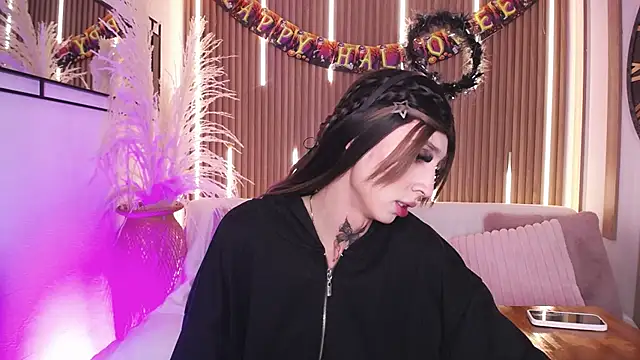 Aniie Doll online show from 10-26-25, 08:20