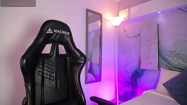 Aniie Doll online show from 04-09-26, 08:26