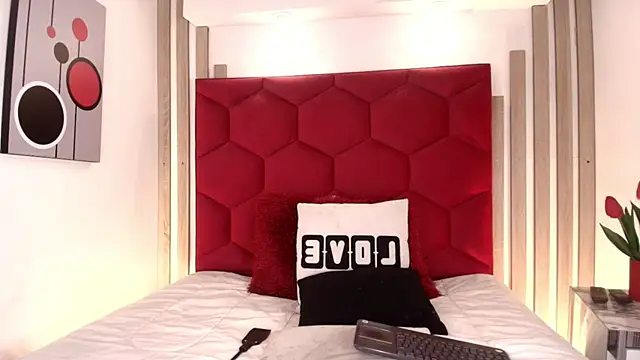 Aniie Doll online show from 07-21-26, 08:32