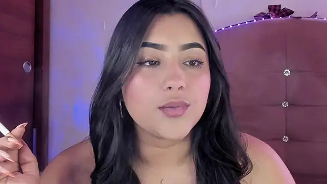 Snapshot of male_couper chatting on 02-03-25, 08:35 male couper online show from 02-03-25, 08:35