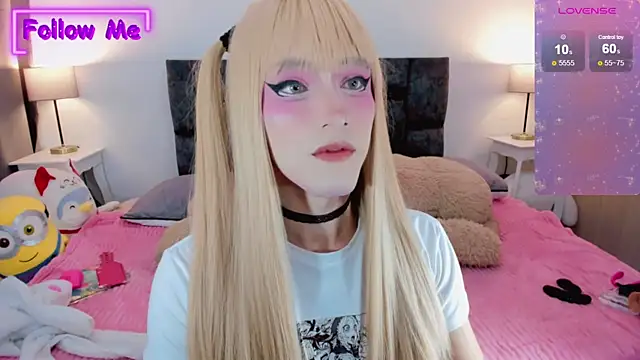 Snapshot of Kirmyy_ chatting on 02-12-25, 09:22 Kirmyy online show from 02-12-25, 09:22