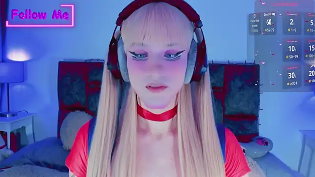 Snapshot of Kirmyy_ chatting on 10-31-25, 10:49 Kirmyy online show from 10-31-25, 10:49