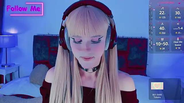 Snapshot of Kirmyy_ chatting on 09-28-25, 07:43 Kirmyy online show from 09-28-25, 07:43