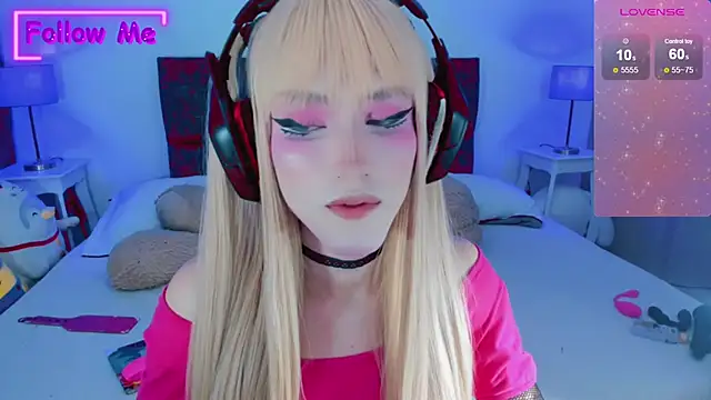 Snapshot of Kirmyy_ chatting on 02-23-25, 11:58 Kirmyy online show from 02-23-25, 11:58