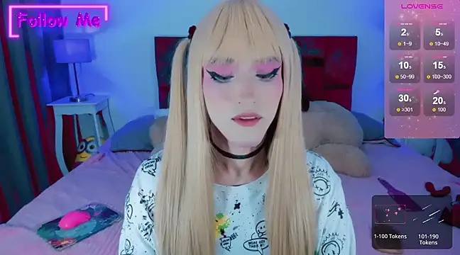 Snapshot of Kirmyy_ chatting on 01-20-25, 01:18 Kirmyy online show from 01-20-25, 01:18