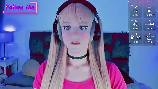 Snapshot of Kirmyy_ chatting on 10-24-25, 08:41 Kirmyy online show from 10-24-25, 08:41