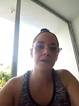 nicolle milf1978 online show from 07-18-26, 01:30