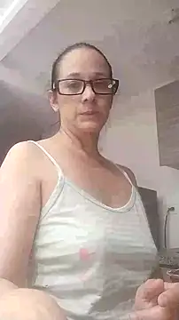 nicolle milf1978 online show from 10-03-25, 12:25