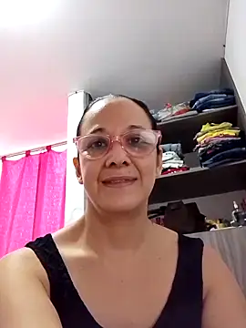 nicolle milf1978 online show from 03-25-26, 11:53