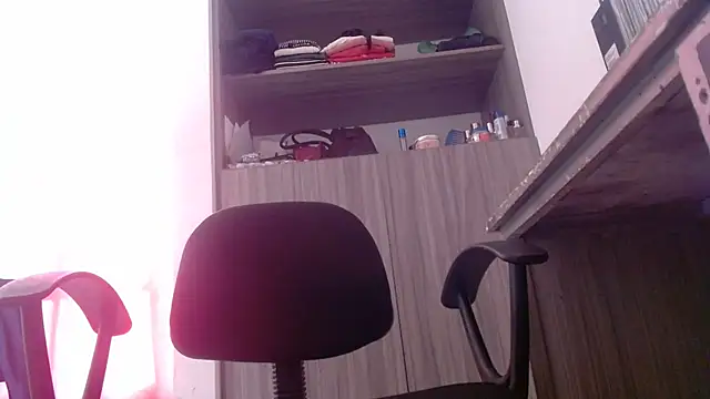 nicolle milf1978 online show from 02-05-26, 11:50