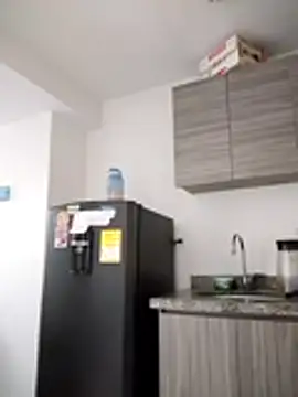 nicolle milf1978 online show from 04-10-26, 12:01