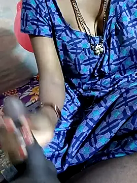 Snapshot of tammy-lisha chatting on 02-14-25, 04:37 tammy-lisha online show from 02-14-25, 04:37
