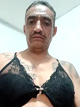 Snapshot of Innsaciable chatting on 10-27-25, 06:36 Innsaciable online show from 10-27-25, 06:36