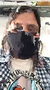 Snapshot of manuu79 chatting on 02-26-25, 04:27 manuu79 online show from 02-26-25, 04:27