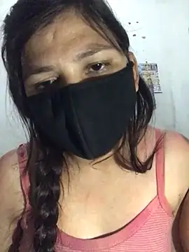 Snapshot of manuu79 chatting on 03-15-25, 05:15 manuu79 online show from 03-15-25, 05:15