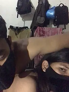 Snapshot of manuu79 chatting on 02-24-25, 07:19 manuu79 online show from 02-24-25, 07:19