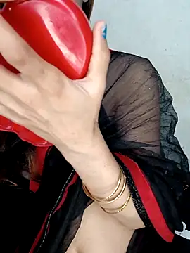 xpihu online show from 11-10-25, 05:40