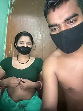 Snapshot of Suhani512 chatting on 06-17-26, 11:36 Suhani512 online show from 06-17-26, 11:36