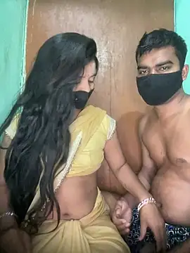Snapshot of Suhani512 chatting on 05-17-26, 11:27 Suhani512 online show from 05-17-26, 11:27