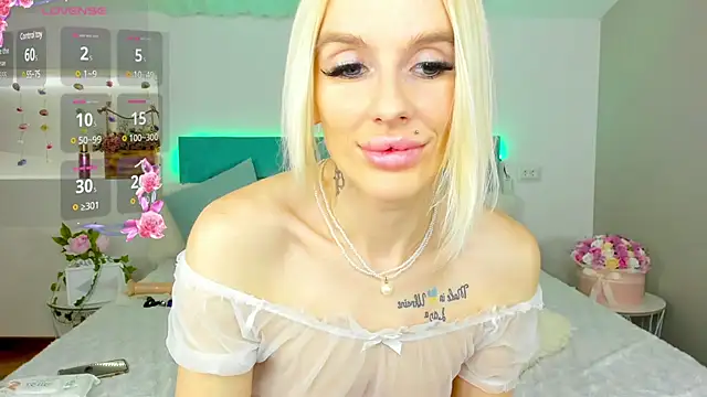 Lana kitty   online show from 03-07-25, 12:48