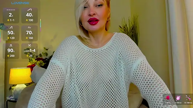 Snapshot of Milena_candyy chatting on 04-19-26, 11:33 Milena candyy online show from 04-19-26, 11:33