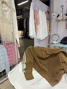 Selenaaaaa- online show from 03-21-26, 05:19