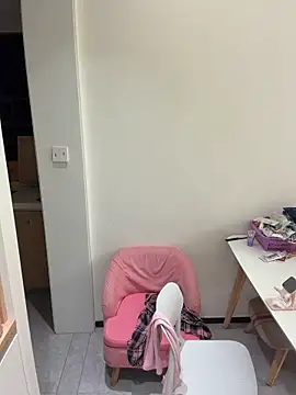 Selenaaaaa- online show from 05-19-26, 10:06