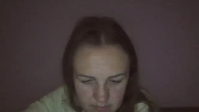 Snapshot of Milaniya261 chatting on 05-13-26, 01:45 Milaniya261 online show from 05-13-26, 01:45