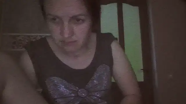 Snapshot of Milaniya261 chatting on 06-14-26, 02:46 Milaniya261 online show from 06-14-26, 02:46
