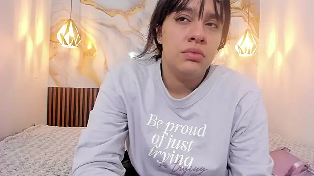 MelissaGilll online show from 12-04-25, 07:24