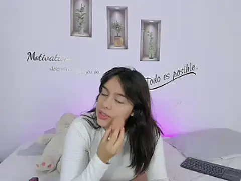 Snapshot of MelissaGilll chatting on 03-04-25, 01:38 MelissaGilll online show from 03-04-25, 01:38