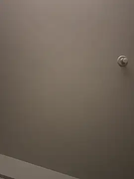 Snapshot of Morguisssz chatting on 05-13-26, 02:18 Morguisssz online show from 05-13-26, 02:18