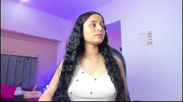 Giselle Roldan online show from 02-07-26, 03:47